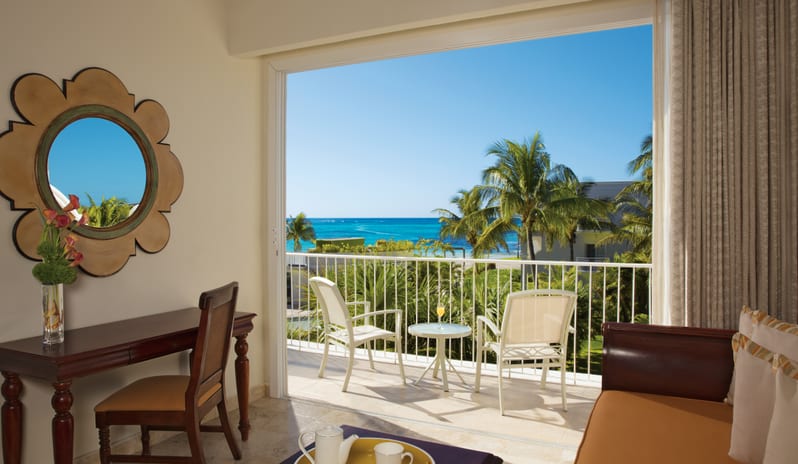 Dreams Tulum Resort & Spa-Preferred-Club-Junior-Suite-Ocean-Front-3_4165